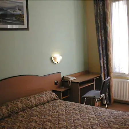 Ferney République Hotel Parigi