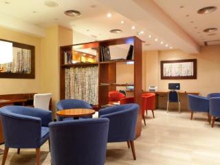 Hotel Ferney Republique *