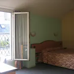 Hotel Ferney Republique